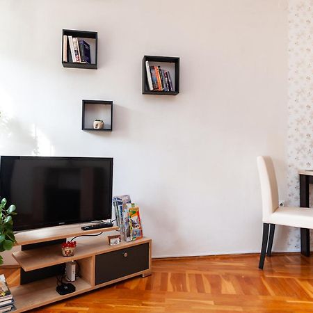Momo'S Studio Apartment Subotica Bagian luar foto