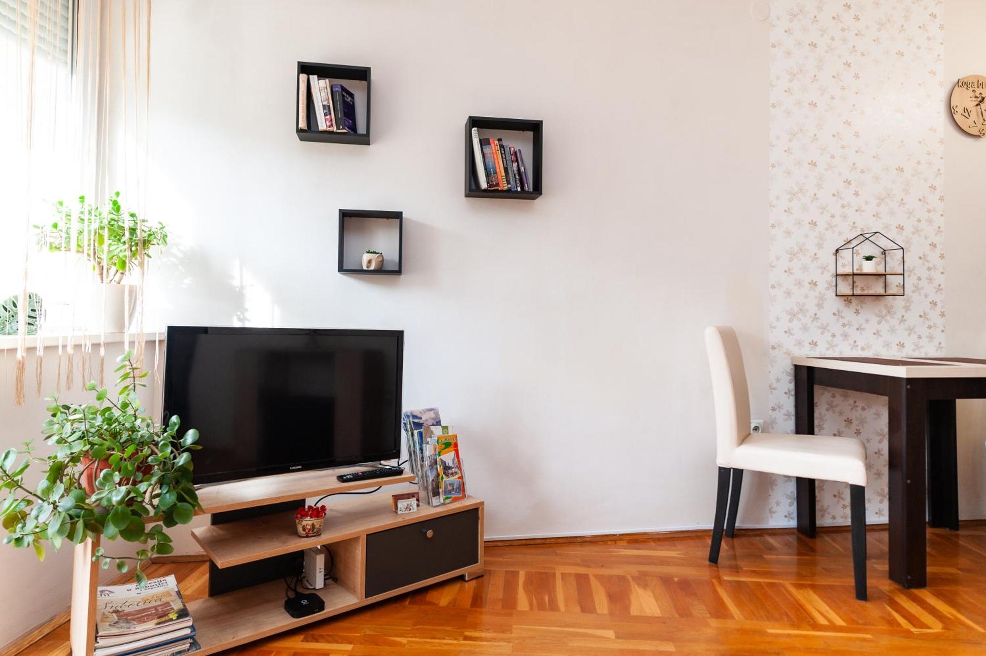 Momo'S Studio Apartment Subotica Bagian luar foto