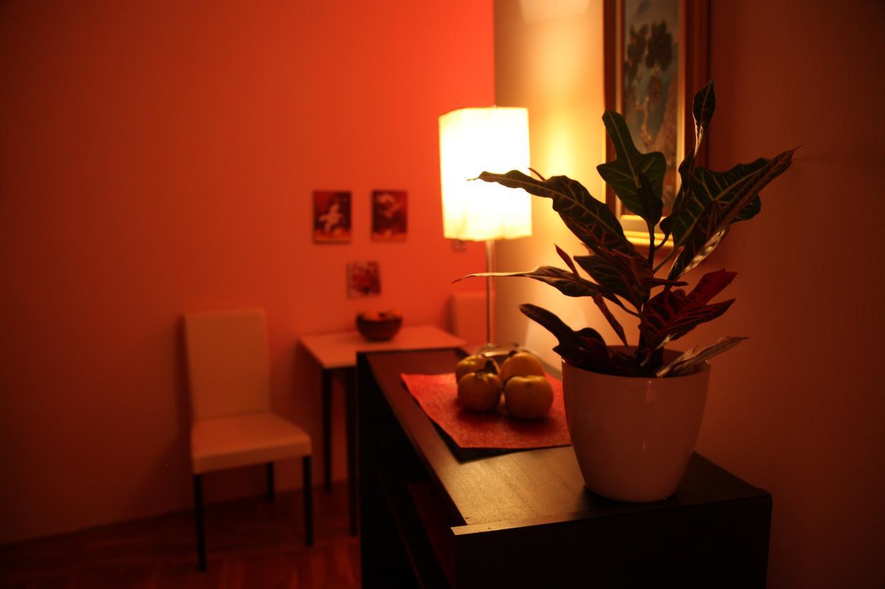 Momo'S Studio Apartment Subotica Bagian luar foto